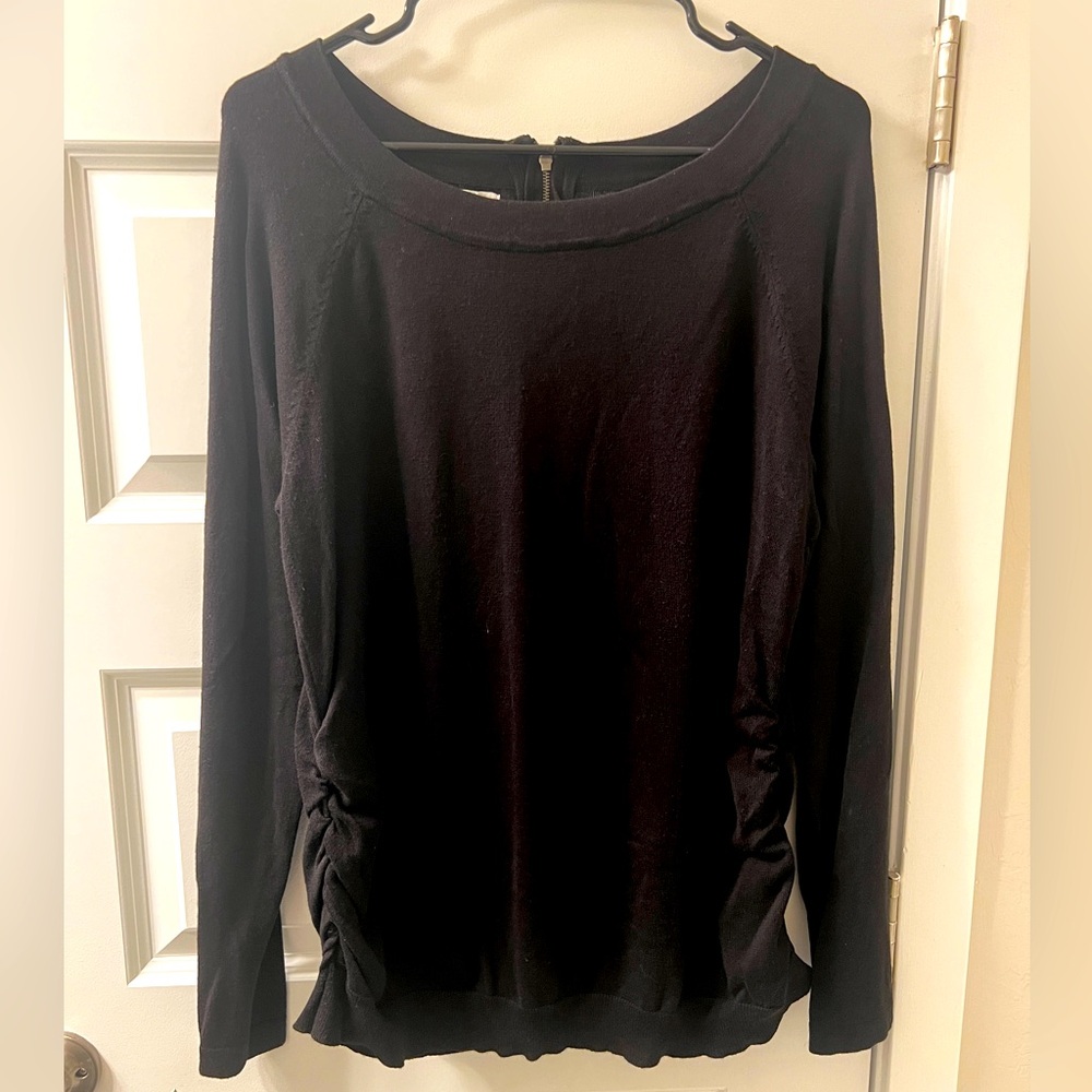 Light black sweater - Maurice’s